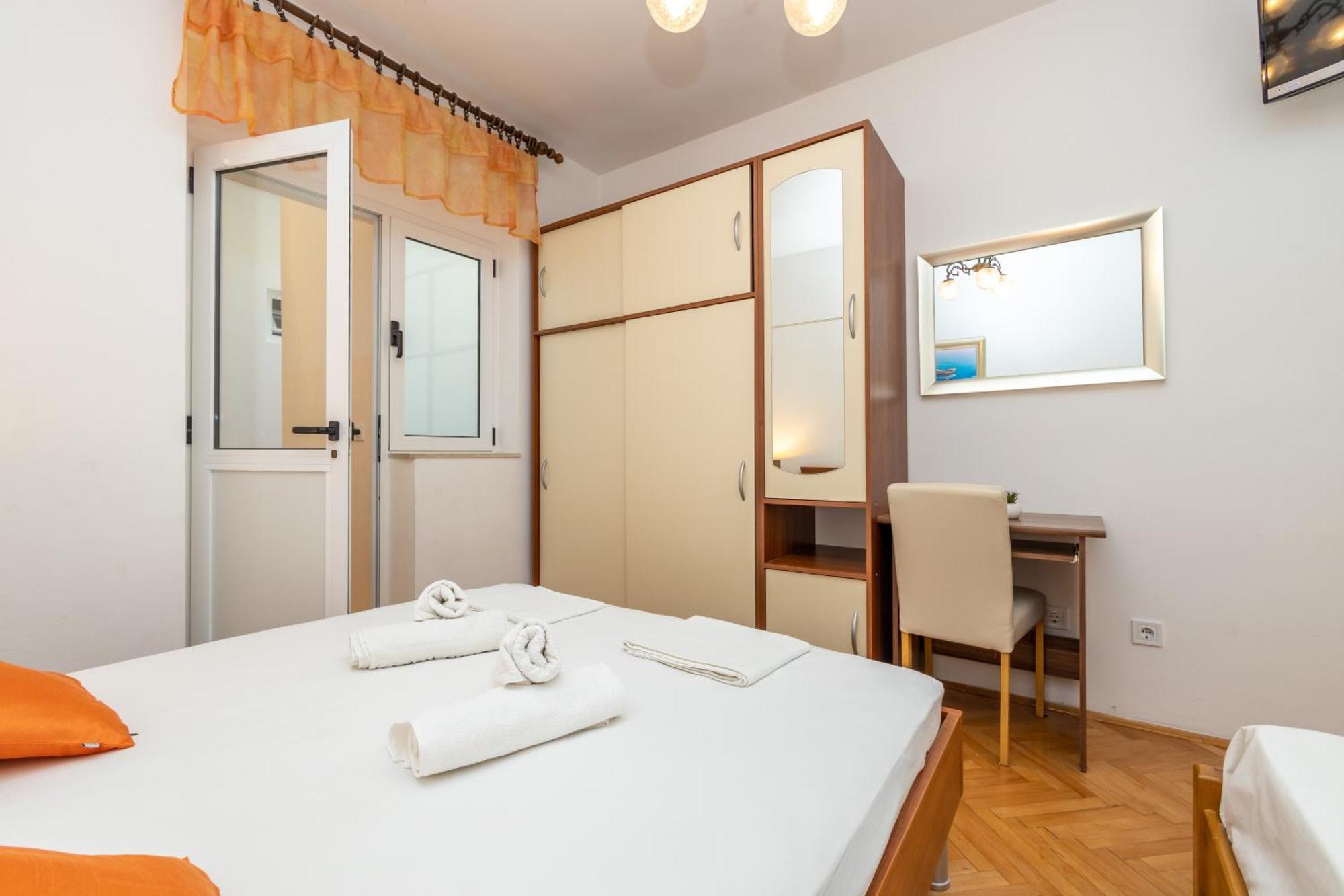 Apartments By The Sea Duce, Omis - 946 Habitación foto